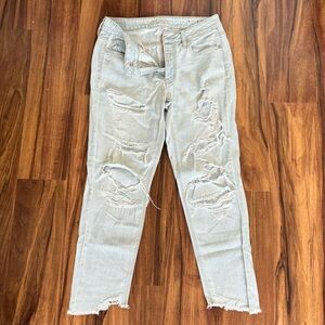 American eagle tomgirl low rise jeans size 4
